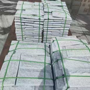 宁德 芝麻白蘑菇石装车出货