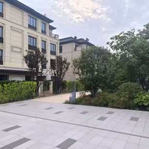 宁德 芝麻白与芝麻白搭配铺装，尺寸1200*600