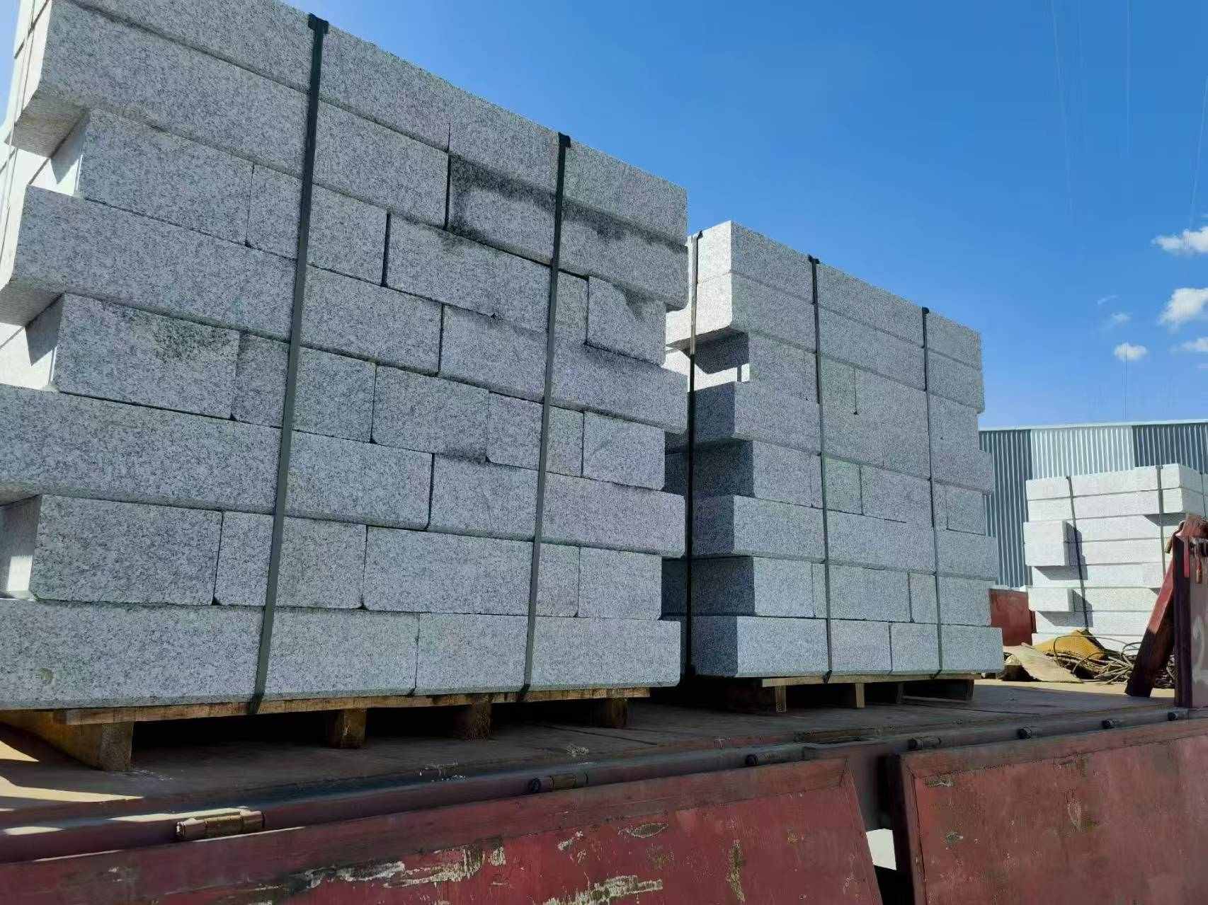 宁德 路沿石装车出货