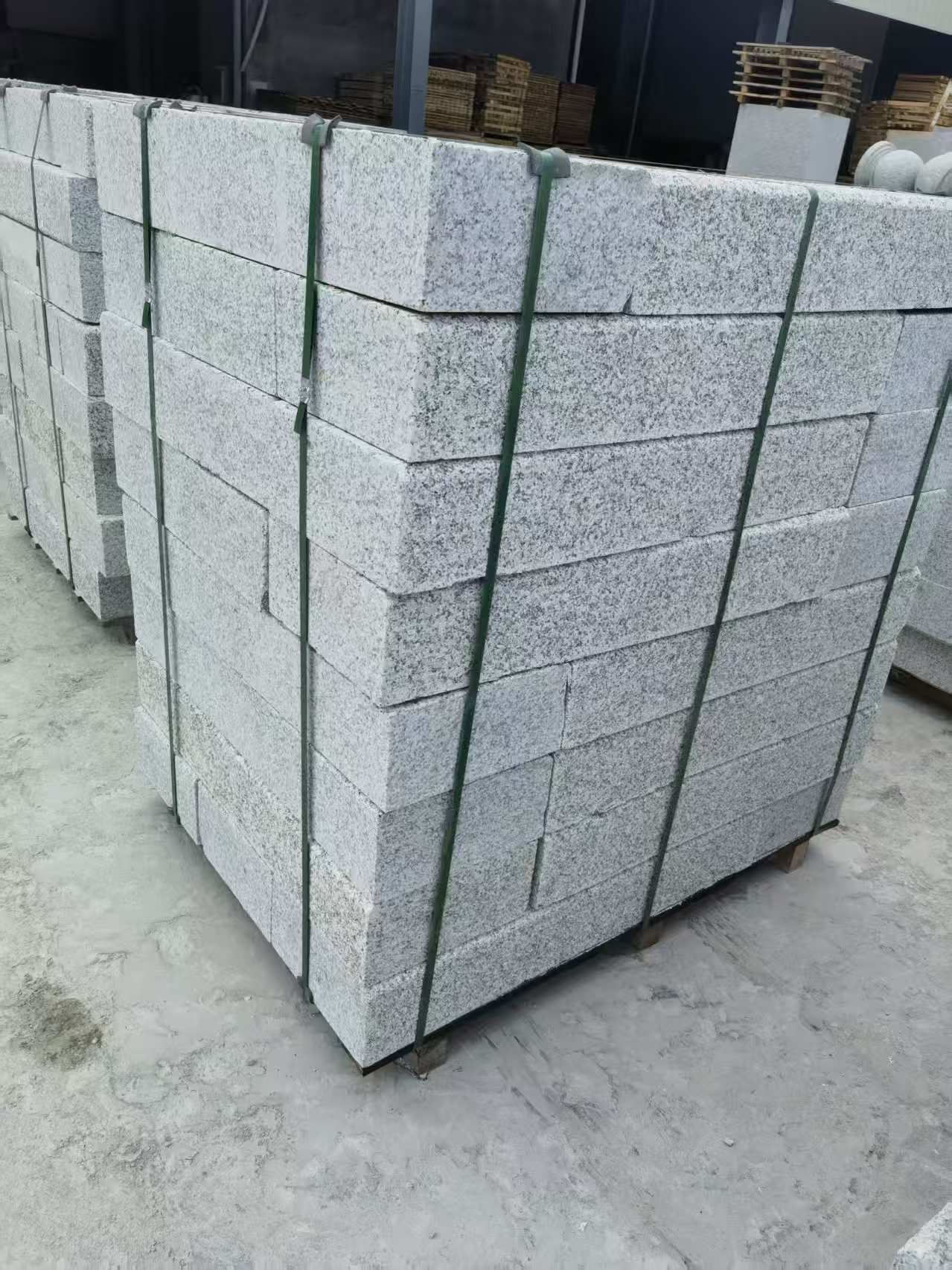 宁德 芙蓉白火烧两面路沿石