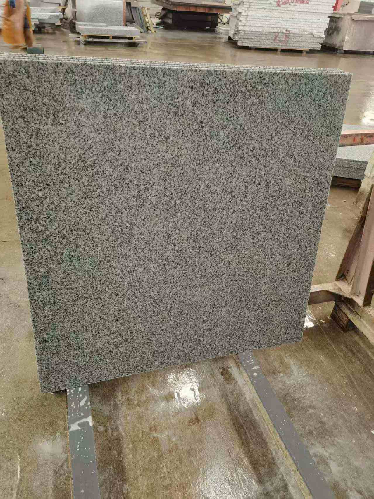 宁德 芝麻白光面900*900，高地铁标准